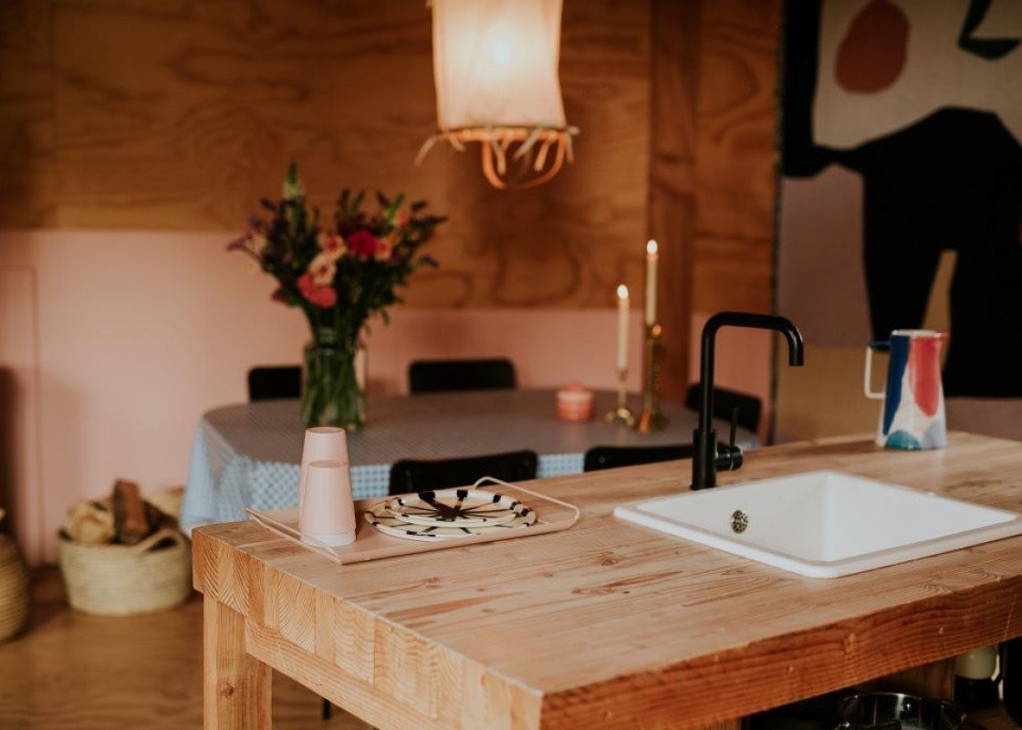The cabin 10